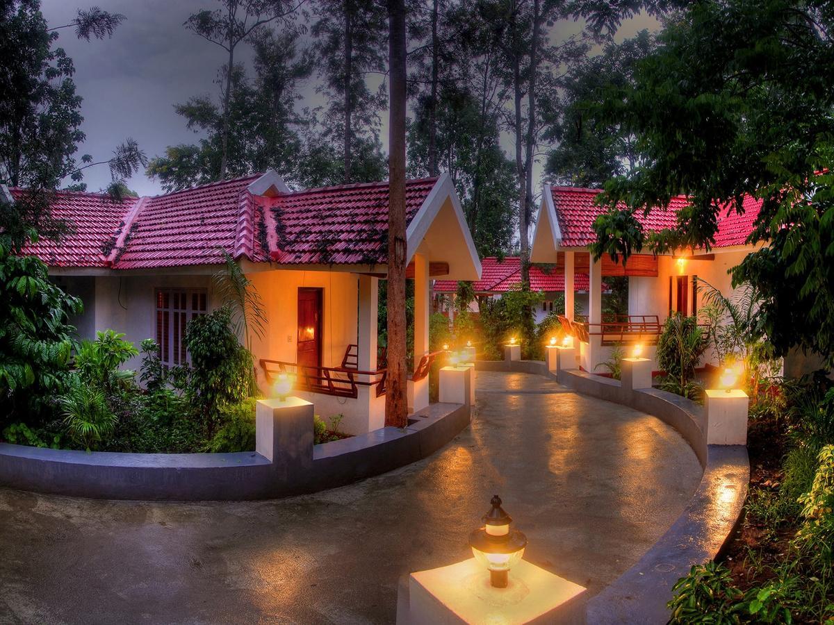Gokulam Grand Resort & Spa, Coorg Kushālnagar Exteriör bild